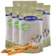 Vier Tüten Lyra Pet Nature Power Hundeleckerlis mit verschiedenen Hunden auf der Verpackung, begleitet von getrockneten Kaustangen vorne.