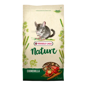 Ein 2,3 kg Beutel Versele-Laga Nature Chinchillafutter, mit einer Chinchilla-Illustration und dem Etikett "Extra Gemüse."