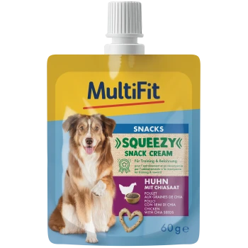 MultiFit Squeezy Snack Cream pouch for dogs, chicken with chia seeds, 60 g, shows happy dog and heart-shaped treat.