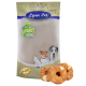 Verpackung von Lyra Pet Hundeleckerlis mit dem Text "Lyra Nature Power" und Bildern eines Hundes, einer Katze und einem kleinen Hund, mit Snacks davor.