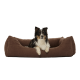 Braunes rechteckiges Plüsch-Tierbett mit erhöhten Seiten auf weißem Hintergrund.