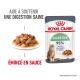 Pochette de nourriture pour chat Royal Canin Digestive avec une assiette de nourriture humide pour chat, présentant un texte sur le soutien à la digestion saine et à la qualité des selles.