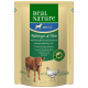 Verpackung für Hundefutter von Real Nature mit der Formel "Adult" mit Kalbsherzen und Hähnchen, einschließlich Kartoffeln und provenzalischen Kräutern.