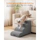 Katze auf grauen Haustiertreppen neben beigem Sofa; sichtbarer Text: 'Sanfter, gelenkschonender Aufstieg'.