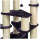 Katzenbaum mit mehreren Ebenen, bedeckt mit weichem Stoff, mit sisalumwickelten Pfosten und einem baumelnden Pom-Pom-Spielzeug.