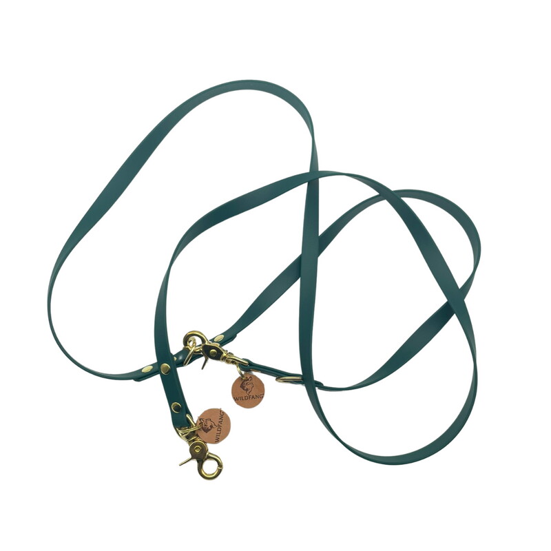 Wildfang Hundeleine "Waldgeflüster" aus U.S. Biothane und Lederbutton mit Wildfang Logo türkis 2,3 m, 1,6 cm