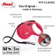 Eine pinke flexi ausziehbare Hundeleine mit ergonomischem Griff, mit einem 5m langen Riemen für Hunde bis 25kg, beschriftet mit den wichtigsten Funktionen auf Deutsch.