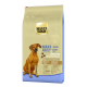 Beutel mit Select Gold Maxi Adult Hundefutter, geeignet für Hunde über 25 kg, mit der Aufschrift 'Sensibel' und Zutaten aus Lamm und Reis.