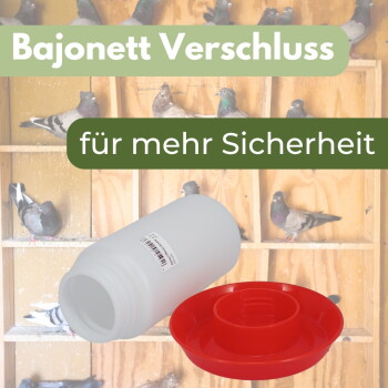 Weiße Flasche und roter Futterspender im Taubenschlag; Text ‚Bajonett Verschluss‘ und ‚für mehr Sicherheit‘