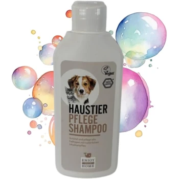 Flasche mit Haustierpflege-Shampoo, beschriftet mit "Haustier Pflege Shampoo", mit einer Grafik von einem Hund und einer Katze, umgeben von bunten Blasen.