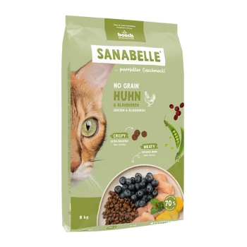 Katze Futterbeutel mit "Sanabelle No Grain Chicken & Blueberries," mit einer Nahaufnahme des Katzenkopfes und Bildern von Trockenfutter, Heidelbeeren und Hähnchen.