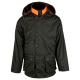 Dunkelgrüne wasserdichte Jagdjacke mit orangefarbenen Kragenakzenten und kariert gefütterter Kapuze, mit Fronttaschen und Druckknöpfen.