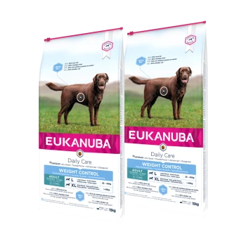 EUKANUBA Daily Care Hundefutterbeutel, mit einem braunen Hund auf der Vorderseite, beschriftet mit "Weight Control" für erwachsene Hunde, jeweils 15 kg.