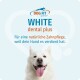 Lächelnder weißer Hund unter dem 'DOG FIT'-Logo und der Aufschrift 'WHITE dental plus' mit deutschem Slogan über natürliche Zahnpflege.