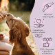 Ein Golden Retriever Welpe erhält ein Leckerli von einer Person, bekannt für seine Calciumquelle, hypoallergenen Eigenschaften und über 1.000 glücklichen Besitzern.