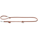 Braune Leder-Hundeleine mit einer Schlaufe und einem Metallclip, mit einem Knotendetail und einem D-Ring zur Befestigung.