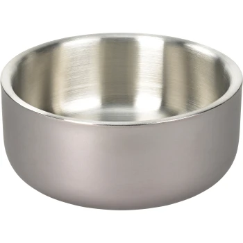 Edelstahl-Haustierfutterschüssel mit gebürsteter Oberfläche, mit einem glatten Inneren und einem leicht gewölbten Äußeren.