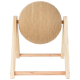 Ein Katzenkratzball aus Naturfasern, montiert auf einem Holzständer, entworfen für das Spielen und Kratzen von Haustieren.