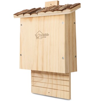 Fledermauskasten mit Rindendach