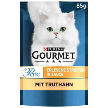 Purina Gourmet Katzenfutterverpackung mit einer weißen Katze mit grünen Augen, beschriftet "Perle Erlesene Streifen in Sauce mit Truthahn," 85g.