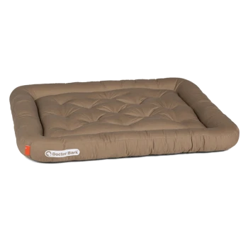 Braunes rechteckiges Hundebett mit gepolstertem Design, mit dem Logo "Doctor Bark" an der Seite.