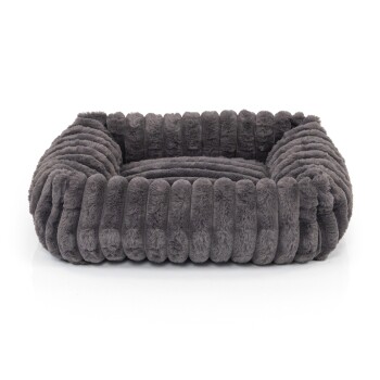 Graues, plüschiges, rechteckiges Haustierbett mit gerippter Textur, entworfen für kleine bis mittelgroße Haustiere, auf weißem Hintergrund.