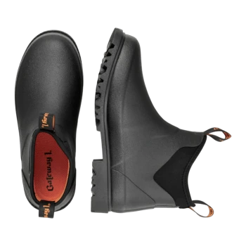 Paar schwarze, zum Hineinschlüpfen gedachte knöchelhohe Regenstiefel mit rot-orangefarbener Innensohle, auf der 'Gateway1' steht; orange Zuglaschen und profilierte Sohlen.