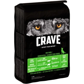 Schwarze Hundefuttertasche mit Wolfaugen, beschriftet "CRAVE - Befriedige ihre Natur", hebt hohen Proteingehalt, getreidefrei, Lamm und Rind hervor.