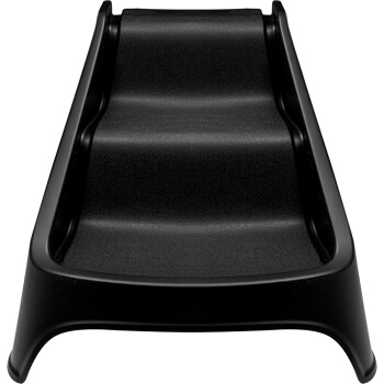 Schwarze Futterstation für Haustiere mit geneigtem Design und drei Ebenen für einfachen Zugang zu Futter oder Wasser.