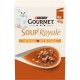 Purina Gourmet Soup Royale Katzenfutterpackung mit weißer Katze und Löffel mit fleischiger Suppe; Text: GOURMET, Soup Royale, 6x45g