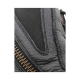 Nahaufnahme eines schwarzen Leder-Tierhandschuhs mit strukturiertem Stoff und einem Reißverschlussdetail, das sein strapazierfähiges Design zeigt.