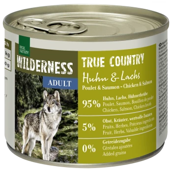 Dosenfutter für Hunde mit der Aufschrift "Wilderness True Country", das Huhn und Lachs enthält, mit 95 % Fleischanteil, 5 % Früchten und Kräutern sowie 0 % zugesetzten Getreide.