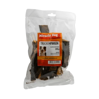 Klare Plastiktüte mit Miracle Dog Snacks Trockenpansen Rinderleckerlis, 250g, mit Hundeabbildung auf dem Etikett.