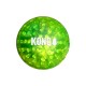 Jouet balle pointue translucide vert vif pour chien avec logo blanc KONG sur fond noir.