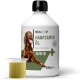 Flasche REAVET Omega-3 Lachsöl für Haustiere, mit einem Husky-Hund auf dem Etikett, mit einem Messbecher mit orangefarbener Flüssigkeit daneben.