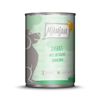 Eine Dose Hundefutter mit dem Etikett 'Mjamjam Insekt mit saftigem Hühnchen', mit einer grauen Hundesilhouette und Symbolen für getreidefrei und Insektenprotein.