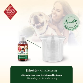 Flasche mit Schwarzkümmelöl (schwarzes Kreuzkümmelöl) mit einem Messbecher für einfaches Dosieren, mit dem Chrono Balance-Logo und Text in deutscher Sprache.