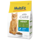 Eine Tüte MultiFit Katzenfutter mit einer orangefarbenen Tabbykatze, beschriftet mit "CARE ADULT" und Symbolen für Gelenk-, Stoffwechsel- und Herzgesundheit, mit "mit Lachs."