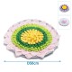 Bunte Schnüffelmatte für Haustiere in Blumenform mit einem Durchmesser von 50 cm, mit grünen, gelben und rosa Stoffstücken.