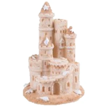 Dekoracyjna zabawka dla zwierząt w kształcie zamku z piasku, z wieloma wieżami i spiralnymi schodami, zaprojektowana dla zabawnych zwierząt.