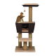 Un chat tigré orange joueur grimpe sur un arbre à chat multi-niveaux avec un design de panier tissé, présentant un coin douillet, des poteaux à gratter et des jouets suspendus.