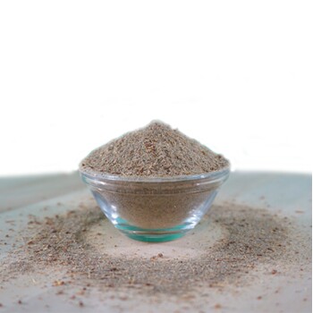 Fütterungsempfehlungen für Haustiere: kleine Hunde/Katzen 0,5 Messlöffel, mittelgroße Hunde 0,75 Messlöffel, große Hunde 1 Messlöffel täglich; 40g Verpackungsgröße.