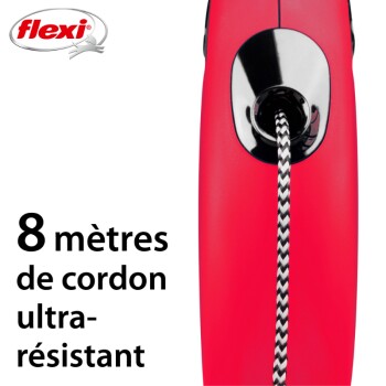 Laisse rétractable rouge pour chien avec 8 mètres de cordon ultra-résistant, arborant le logo flexi.