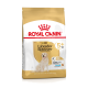 Sac de nourriture pour chien Royal Canin Adult Labrador Retriever, conçu pour les chiens de plus de 5 ans, avec une couleur dorée et une image d'un Labrador.