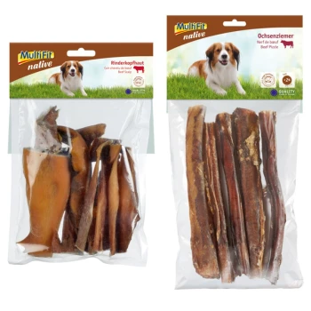 Deux paquets de friandises pour chiens Multifit : à gauche "Rinderkopfhaut" (cuir de boeuf), à droite "Ochsenziemer" (pizzle de boeuf).