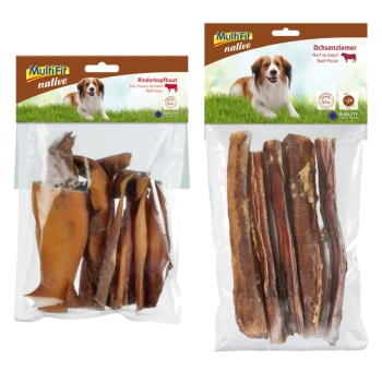 Zwei Multifit-Hundeleckerli-Packungen: links "Rinderkopfhaut", rechts "Ochsenziemer".