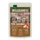 Haustierfutterbeutel beschriftet "Wilderness Kitten Wide Savannah" mit zwei verspielten Kätzchen, mit 97% Lamm und Wildschwein, ohne Getreide.