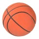 Jouet de basket-ball en caoutchouc orange avec des lignes noires, conçu pour que les animaux jouent.