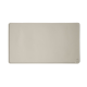Silikon-Haustierfütterungsmatten in Beige, Pink und Grau, die eine glatte Oberfläche und abgerundete Ecken für eine einfache Reinigung zeigen.