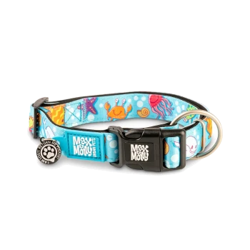 Blaues Haustierhalsband mit Meeresbewohner-Motiven, schwarzer Schnalle, Metallring und Anhängern mit den Texten „Max & Molly Urban Pets“ und „Ich bin verloren! Bitte bring mich zurück.“